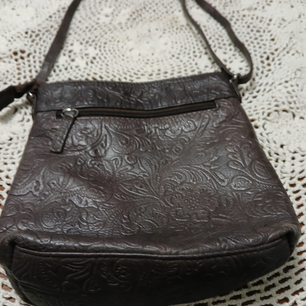 Bueno Dark Brown Embossed Crossbody Bag NO HOLES Great Condition